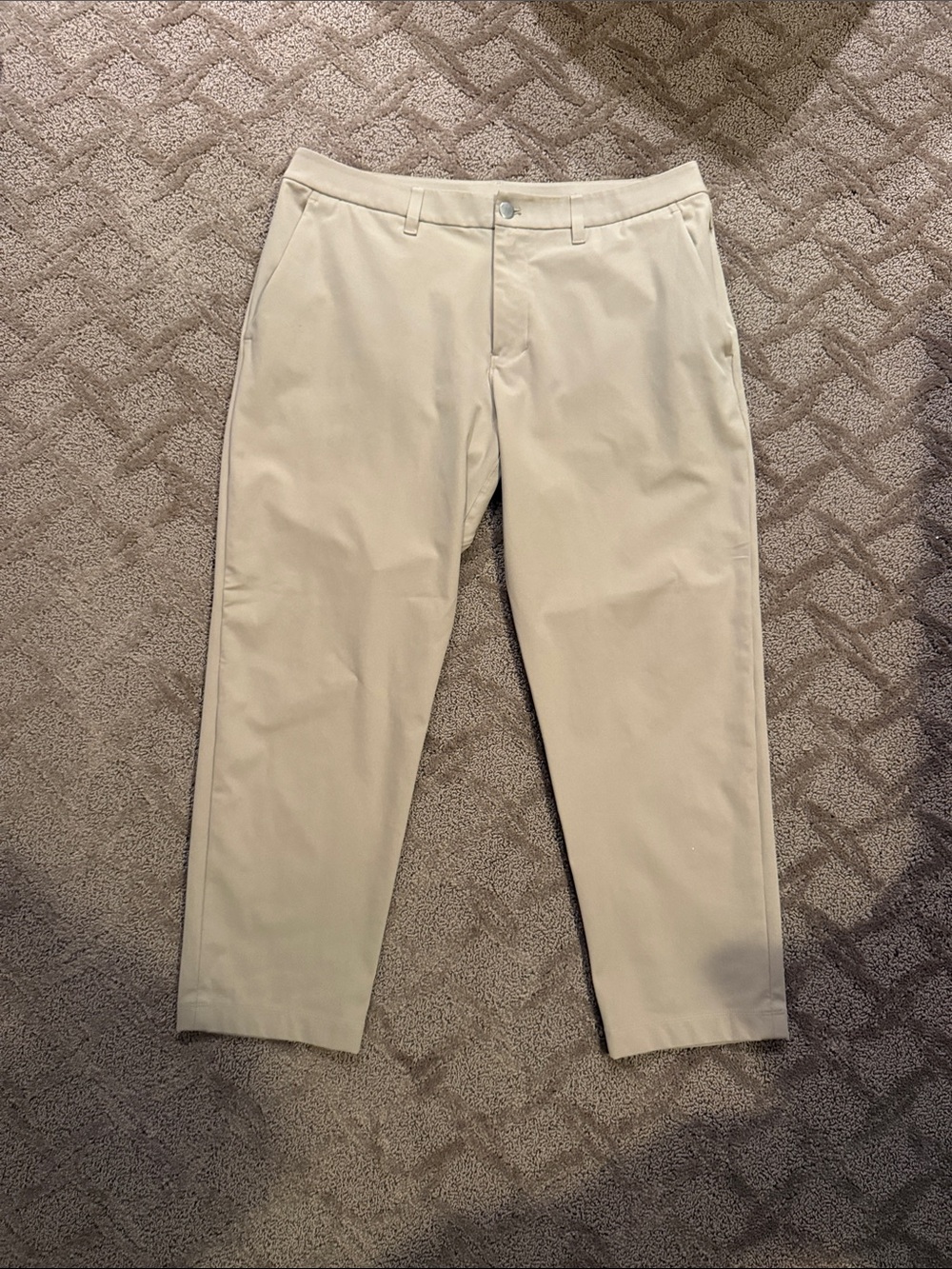 lululemon athletica Men's 28” ABC Pants in Khaki